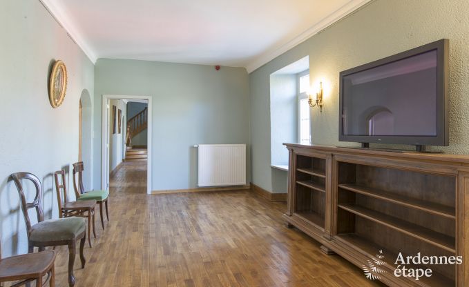 Schloss Libramont-Chevigny 22 Pers. Ardennen Wellness