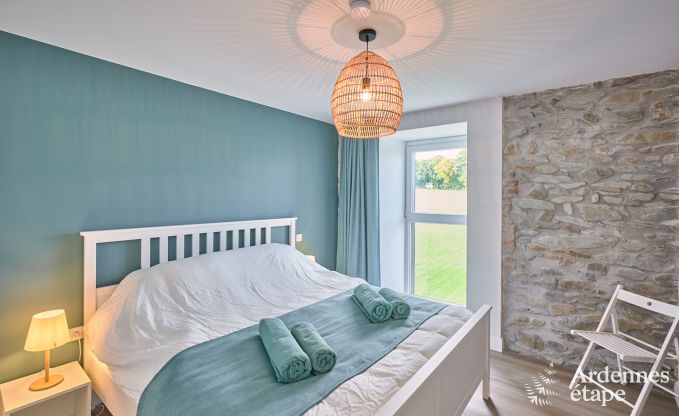 Chalet in Libramont: ger�umiges Ferienhaus f�r 20 Personen mit Spielzimmer, Garten und Grill in den Ardennen