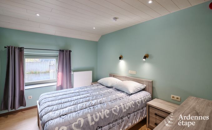 Ger�umiges Ferienhaus in Libramont f�r 22 Personen mit 9 Schlafzimmern, 8 Badezimmern, Jacuzzi, Sauna, Spielzimmer und Privatgarten