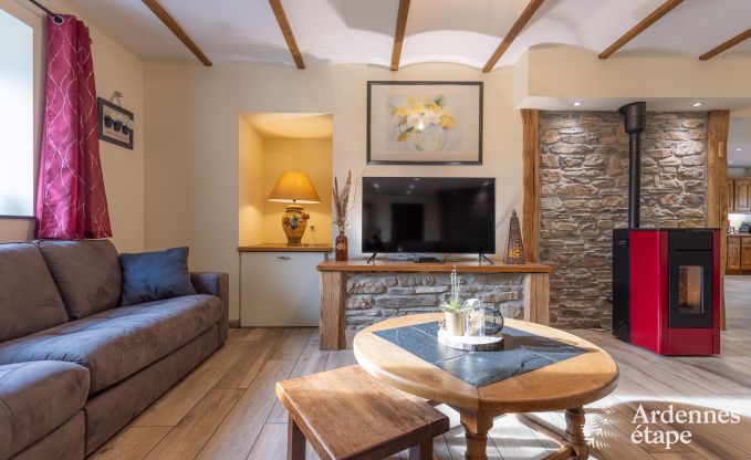 Ger�umiges Ferienhaus in Libramont f�r 22 Personen mit 9 Schlafzimmern, 8 Badezimmern, Jacuzzi, Sauna, Spielzimmer und Privatgarten