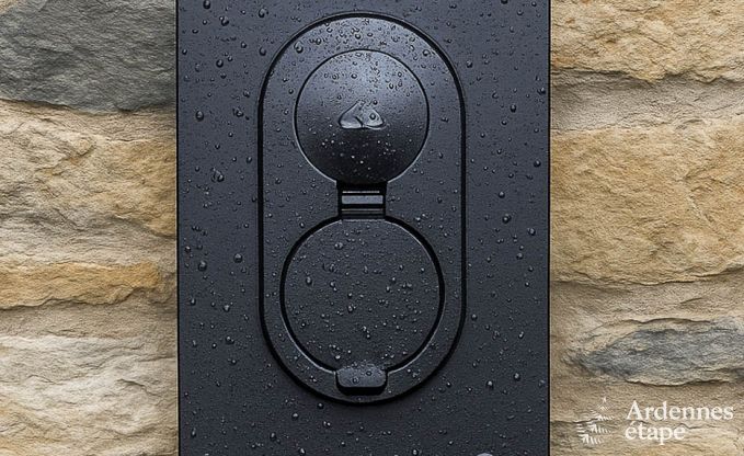 Ger�umiges Ferienhaus in Libramont f�r 22 Personen mit 9 Schlafzimmern, 8 Badezimmern, Jacuzzi, Sauna, Spielzimmer und Privatgarten