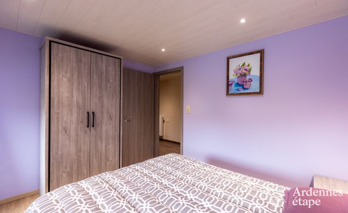 Ger�umiges Ferienhaus in Libramont f�r 22 Personen mit 9 Schlafzimmern, 8 Badezimmern, Jacuzzi, Sauna, Spielzimmer und Privatgarten