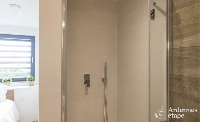 Ferienhaus f�r 15 Personen in Libramont mit Hallenbad, Sauna und privatem Garten am Wasser