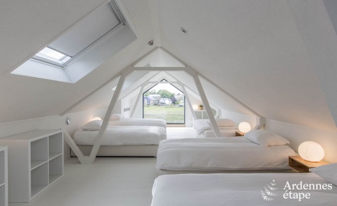 Ferienhaus f�r 15 Personen in Libramont mit Hallenbad, Sauna und privatem Garten am Wasser