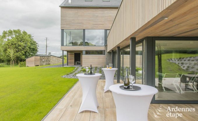 Ferienhaus f�r 15 Personen in Libramont mit Hallenbad, Sauna und privatem Garten am Wasser