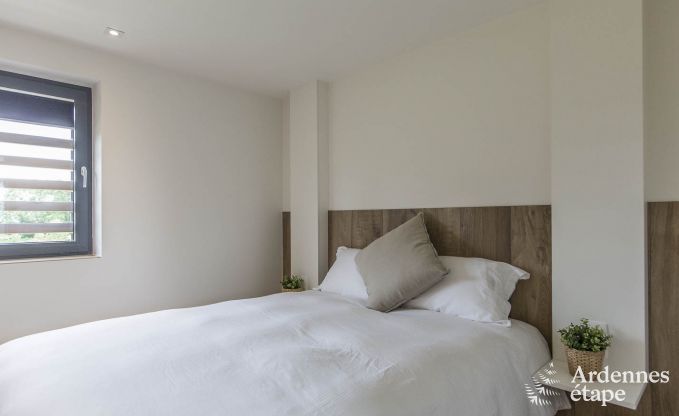 Ferienhaus f�r 15 Personen in Libramont mit Hallenbad, Sauna und privatem Garten am Wasser