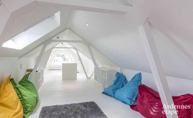 Ferienhaus f�r 15 Personen in Libramont mit Hallenbad, Sauna und privatem Garten am Wasser