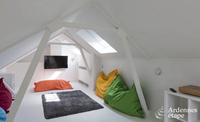 Ferienhaus f�r 15 Personen in Libramont mit Hallenbad, Sauna und privatem Garten am Wasser