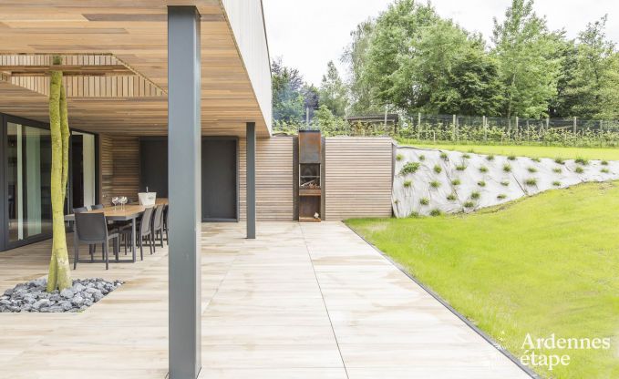 Ferienhaus f�r 15 Personen in Libramont mit Hallenbad, Sauna und privatem Garten am Wasser