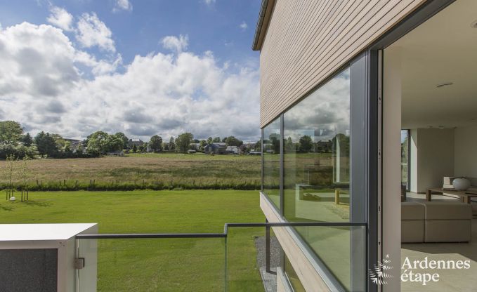 Ferienhaus f�r 15 Personen in Libramont mit Hallenbad, Sauna und privatem Garten am Wasser