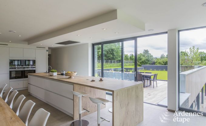 Ferienhaus f�r 15 Personen in Libramont mit Hallenbad, Sauna und privatem Garten am Wasser