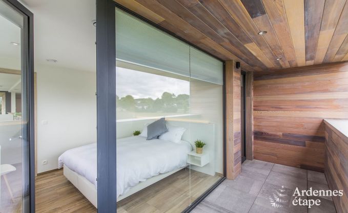 Ferienhaus f�r 15 Personen in Libramont mit Hallenbad, Sauna und privatem Garten am Wasser