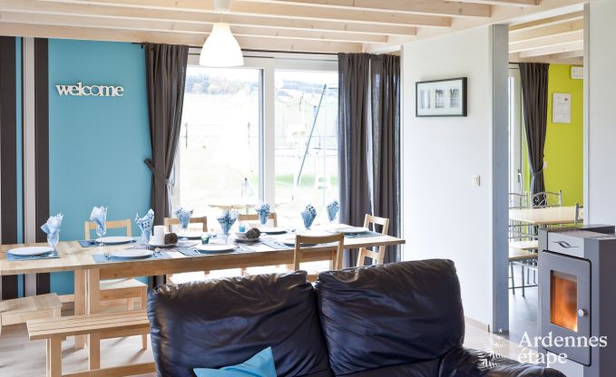 Modernes Ferienhaus für 8 Personen mit Wellnessausstattung in Lierneux