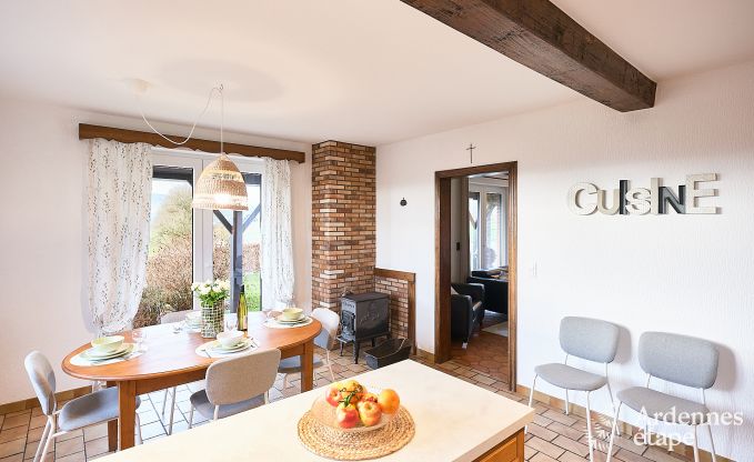 Ger�umiges Ferienhaus in Lierneux mit 2 Schlafzimmern, Spielraum, Privatgarten und Fahrradabstellplatz