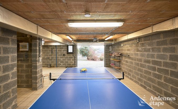 Ger�umiges Ferienhaus in Lierneux mit 2 Schlafzimmern, Spielraum, Privatgarten und Fahrradabstellplatz