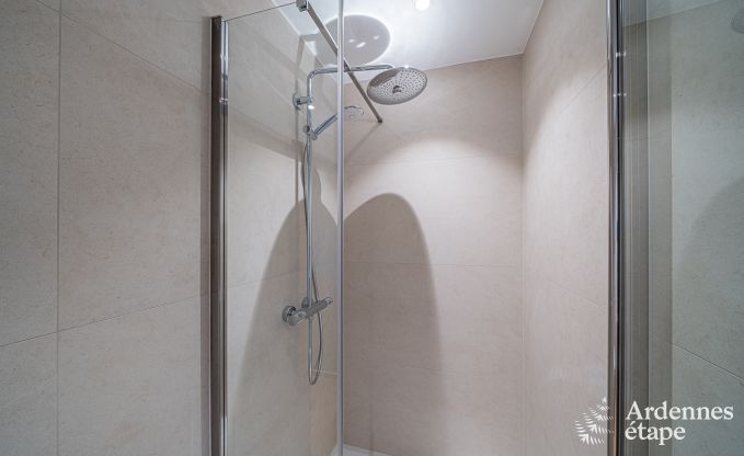 Verweilen Sie in einem charmanten Ferienhaus in Limburg in der Ardennen: Komfort f�r 6-8 Personen und vielf�ltige Aktivit�ten in der N�he