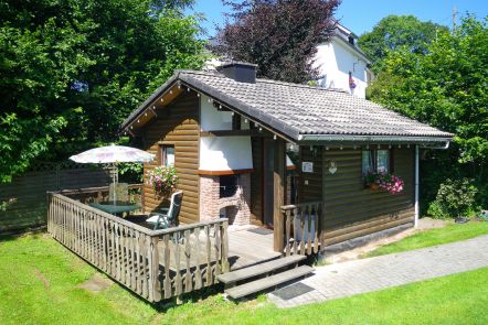 Charmantes Chalet im typischen Stil mit Ausblick f�r P�rchen in Malmedy 