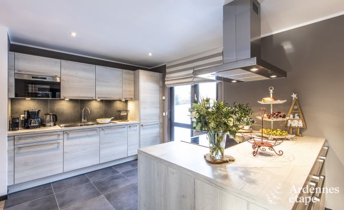 Ferienhaus in Malmedy, Ardennen, 3 Schlafzimmer, 3 Badezimmer, Babyausstattung, Terrasse, privater Garten, gesicherter Fahrradunterstand