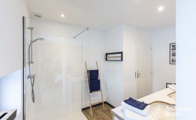 Ferienhaus in Malmedy, Ardennen, 3 Schlafzimmer, 3 Badezimmer, Babyausstattung, Terrasse, privater Garten, gesicherter Fahrradunterstand