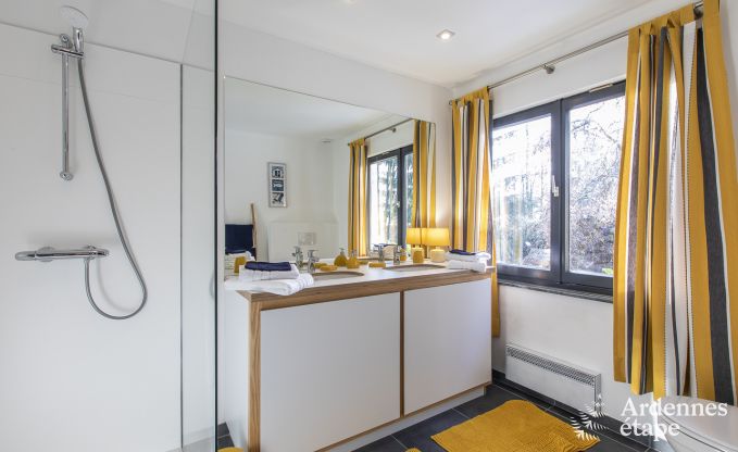 Ferienhaus in Malmedy, Ardennen, 3 Schlafzimmer, 3 Badezimmer, Babyausstattung, Terrasse, privater Garten, gesicherter Fahrradunterstand