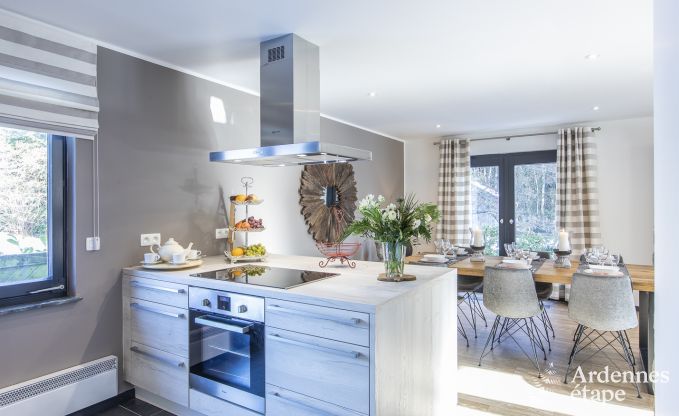 Ferienhaus in Malmedy, Ardennen, 3 Schlafzimmer, 3 Badezimmer, Babyausstattung, Terrasse, privater Garten, gesicherter Fahrradunterstand