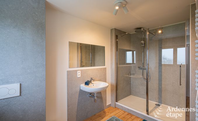 Familienfreundliches Ferienhaus in Malmedy f�r 14 Personen mit Ofen, Billard und gro�em Privatgarten