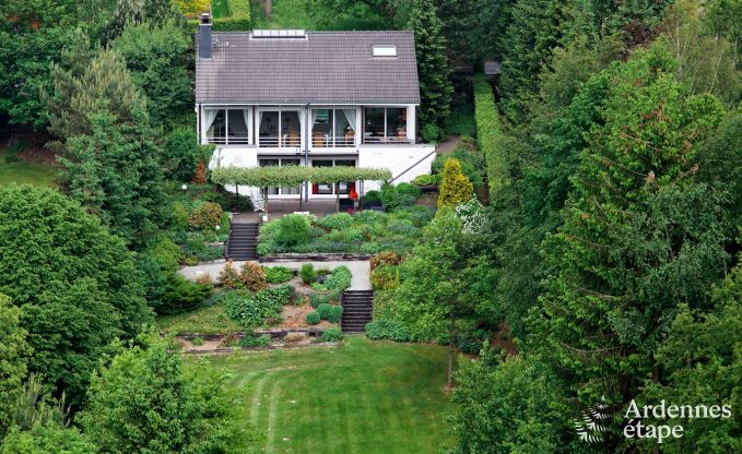 Gerumiges Ferienhaus fr 8 Personen in Malmedy mit 4 Schlafzimmern, Sauna, Kamin und Privatgarten