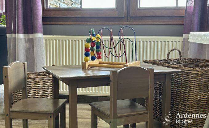 Ferienhaus mit Sauna, Whirlpool, Spielen und sch�ner Aussicht auf die H�gel von Malmedy. 6/8 Pers. Ardennen