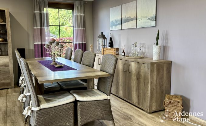 Ferienhaus mit Sauna, Whirlpool, Spielen und sch�ner Aussicht auf die H�gel von Malmedy. 6/8 Pers. Ardennen
