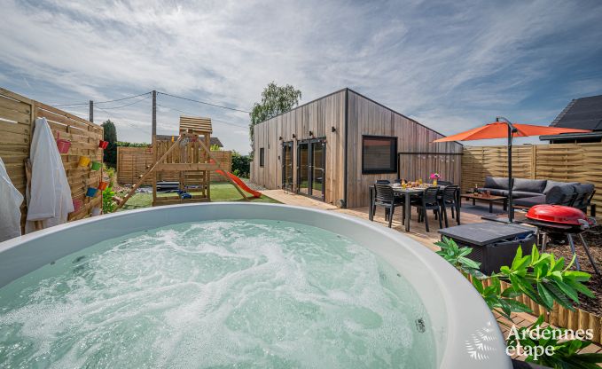 Tiny House f�r 6 Personen (max. 4 Erwachsene) mit 3 Schlafzimmern, Whirlpool, Spielplatz und Grill in der N�he von Malmedy