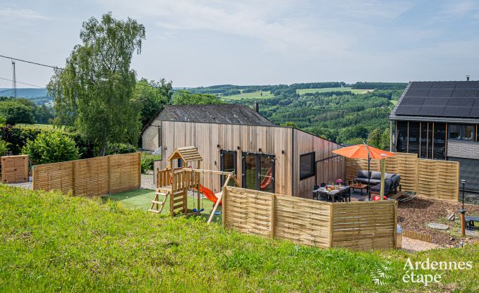 Tiny House f�r 6 Personen (max. 4 Erwachsene) mit 3 Schlafzimmern, Whirlpool, Spielplatz und Grill in der N�he von Malmedy