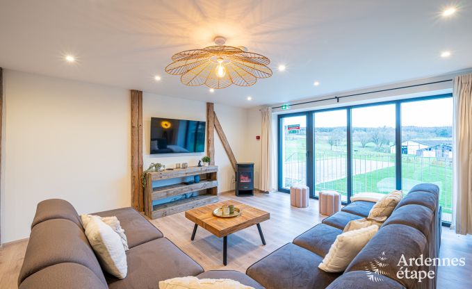 Ger�umiges Ferienhaus in Manhay f�r 15 Personen mit modernen Einrichtungen in den Ardennen