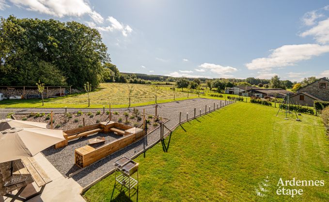 Ger�umiges Ferienhaus in Manhay f�r 15 Personen mit modernen Einrichtungen in den Ardennen