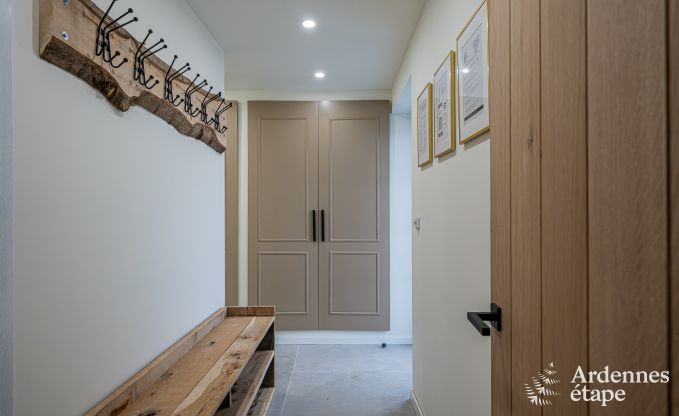Ger�umiges Ferienhaus in Manhay f�r 15 Personen mit modernen Einrichtungen in den Ardennen