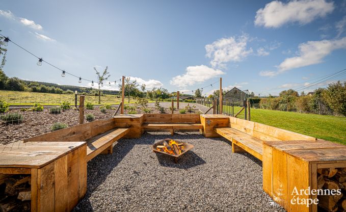 Ger�umiges Ferienhaus in Manhay f�r 15 Personen mit modernen Einrichtungen in den Ardennen