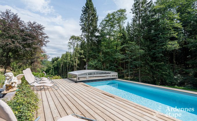 Charmantes Ferienhaus in Manhay fr 8 Personen, mit beheiztem Auenpool, privatem Teich und Fahrradgarage am Waldrand