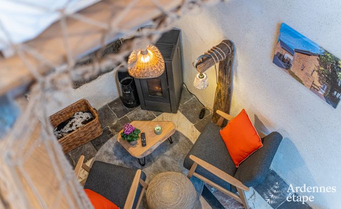 Originelles und gem�tliches Ferienhaus f�r 2 Personen in Manhay mit privater Terrasse und Holzpelletkamin