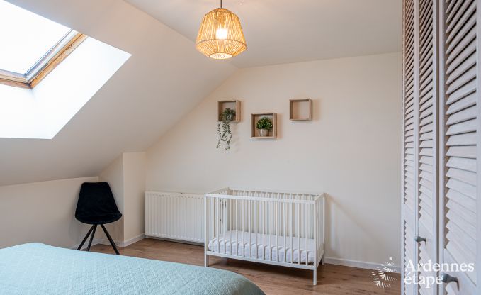 Ger�umiges Ferienhaus in Manhay f�r 15 Personen mit modernen Einrichtungen in den Ardennen