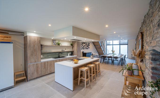 Ger�umiges Ferienhaus in Manhay f�r 15 Personen mit modernen Einrichtungen in den Ardennen