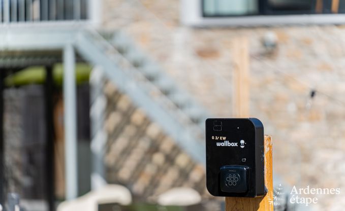 Ger�umiges Ferienhaus in Manhay f�r 15 Personen mit modernen Einrichtungen in den Ardennen