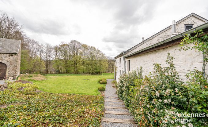 Charmantes und stilvolles Bauernhaus f�r 14 Personen und 2 Hunde in Manhay