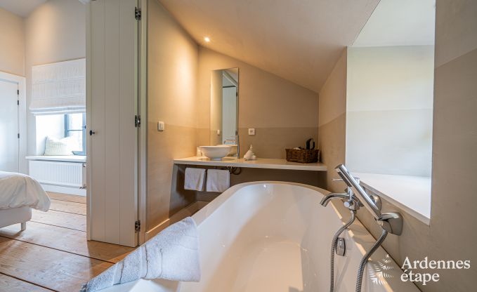 Charmantes und stilvolles Bauernhaus f�r 14 Personen und 2 Hunde in Manhay