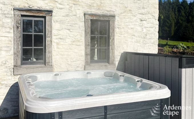 Charmantes und stilvolles Bauernhaus f�r 14 Personen und 2 Hunde in Manhay