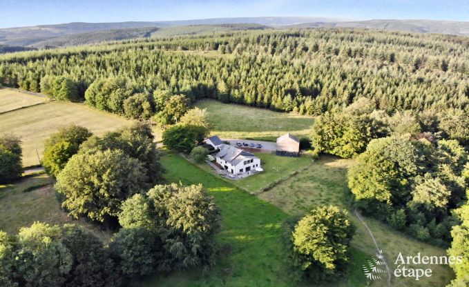 Charmantes und stilvolles Bauernhaus f�r 14 Personen und 2 Hunde in Manhay
