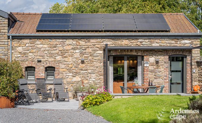 Familienfreundliches und modern eingerichtetes Ferienhaus Oster f�r 4 Personen mit Privatterrasse und Garten