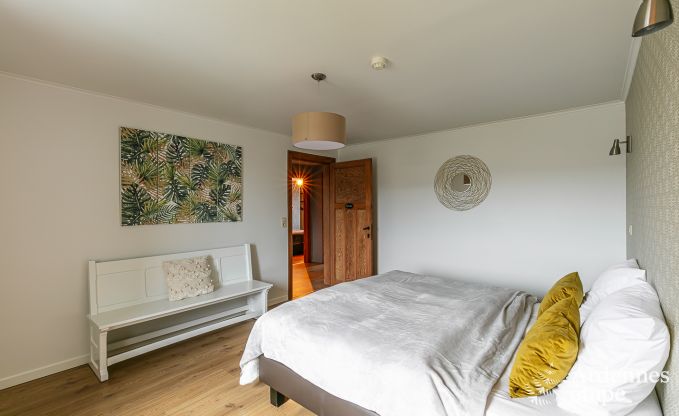 Ferienhaus mit Sauna und Spielen Manhay 20 Pers. Ardennen Wellness