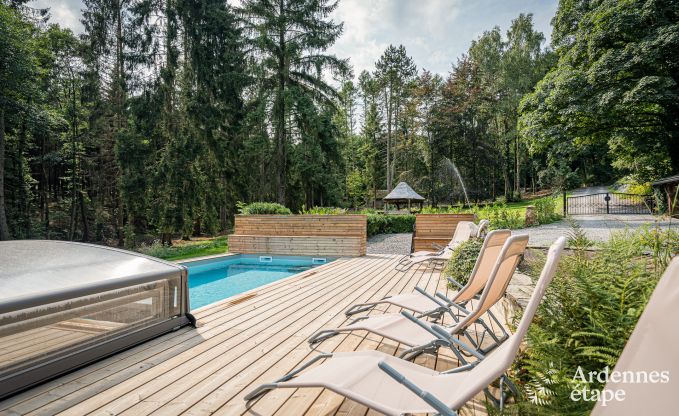 Charmantes Ferienhaus in Manhay fr 8 Personen, mit beheiztem Auenpool, privatem Teich und Fahrradgarage am Waldrand