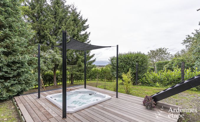 Luxusferienhaus mit Whirlpool für 8 Personen in den Ardennen