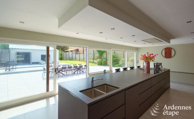 Villa in Marche-en-Famenne fr 28 Personen mit 11 Schlafzimmern, Hallenbad und Sauna