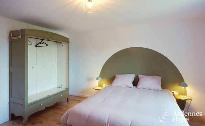 Villa in Marche-en-Famenne fr 28 Personen mit 11 Schlafzimmern, Hallenbad und Sauna